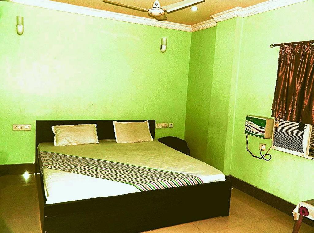 Rainbow Guest House 푸리 외부 사진